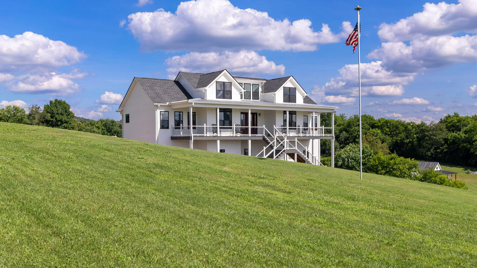 Property Photo: 2324 Holston View Road TN 37820