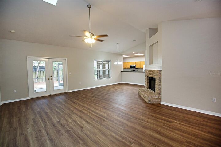 Property Photo: 4314 NW 35th Street FL 32605