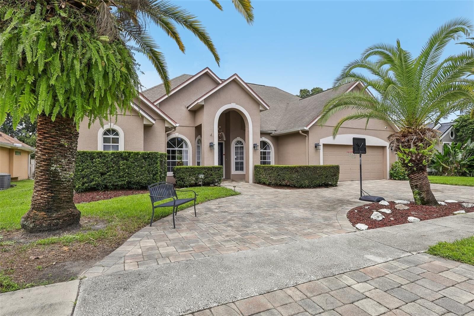 Property Photo: 2728 Running Springs Loop FL 32765