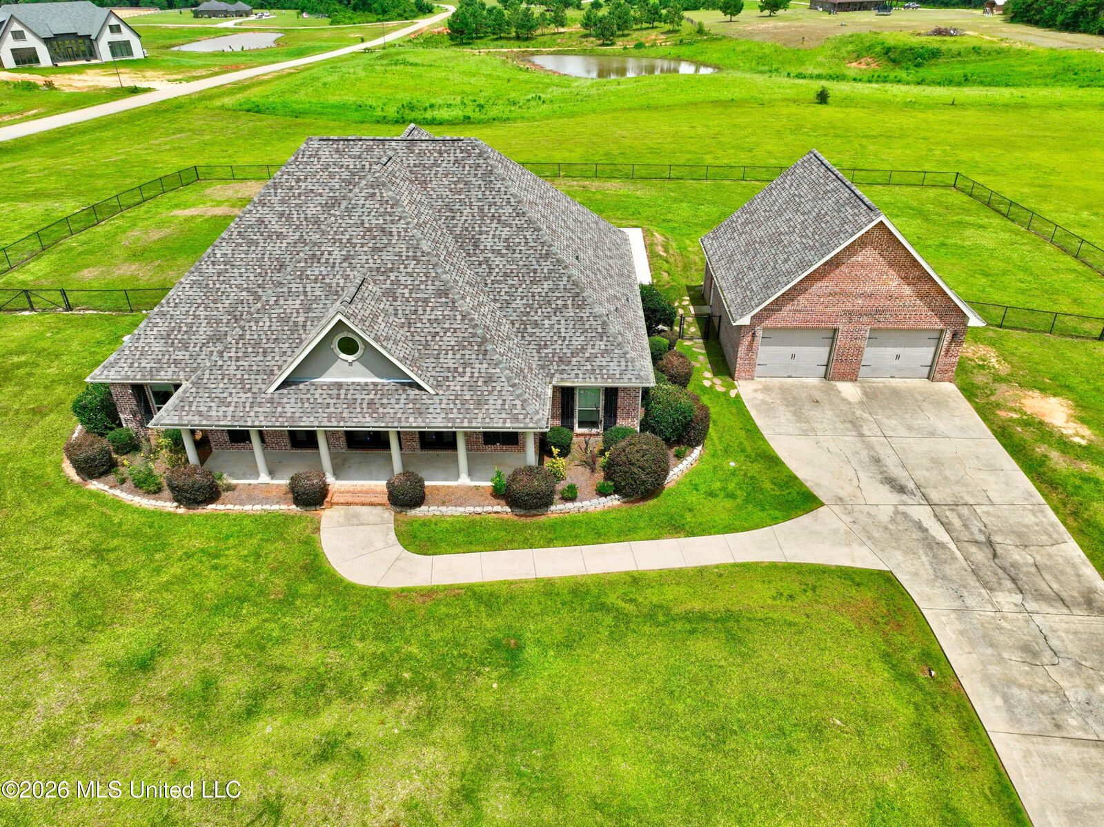 Property Photo:  74 The Hills Drive  MS 39426 