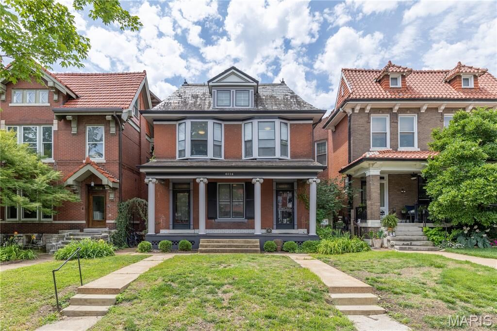 Property Photo: 6114 Waterman Boulevard MO 63112