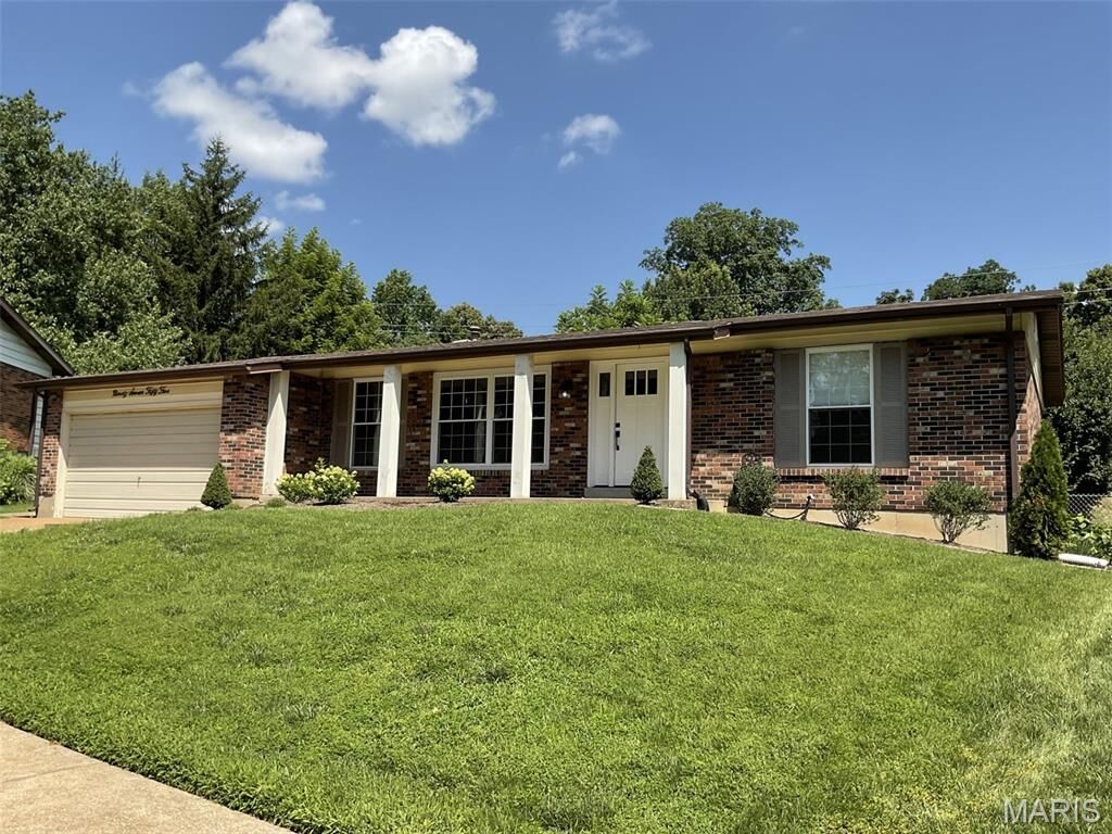 Property Photo:  9755 Brittleigh Terrace  MO 63123 