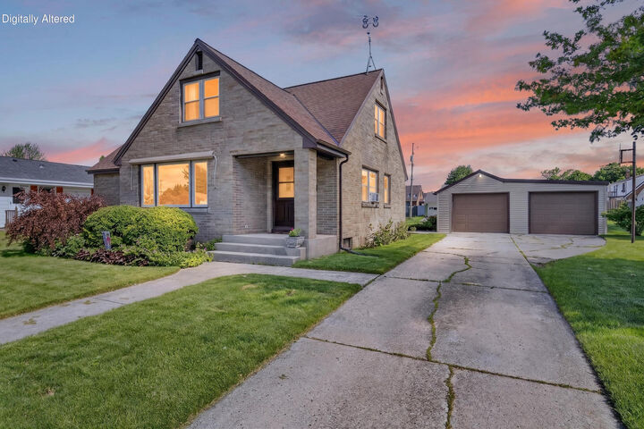 Property Photo: 2114 Arizona Ave WI 53081