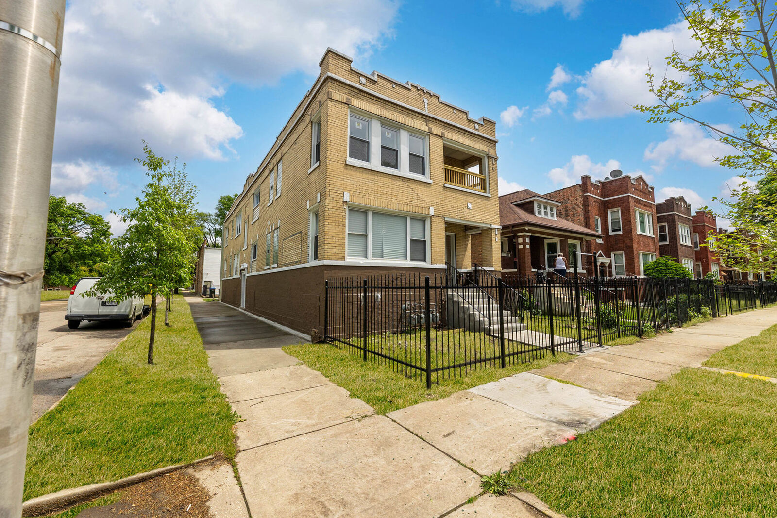 Property Photo: 5203 S Peoria Street IL 60609