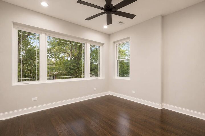 Property Photo: 1928 S 48th Court IL 60804