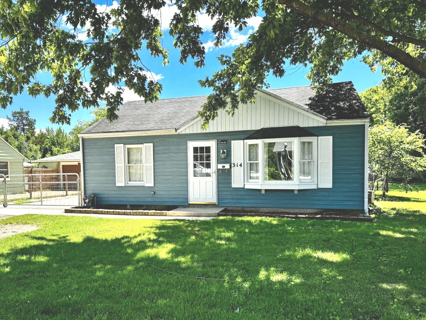 Property Photo: 314 E Church Street IL 60545