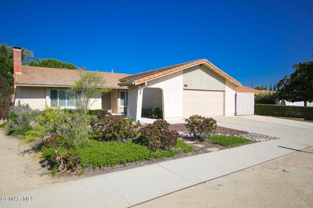 Property Photo:  458 Mark Drive  CA 93065 