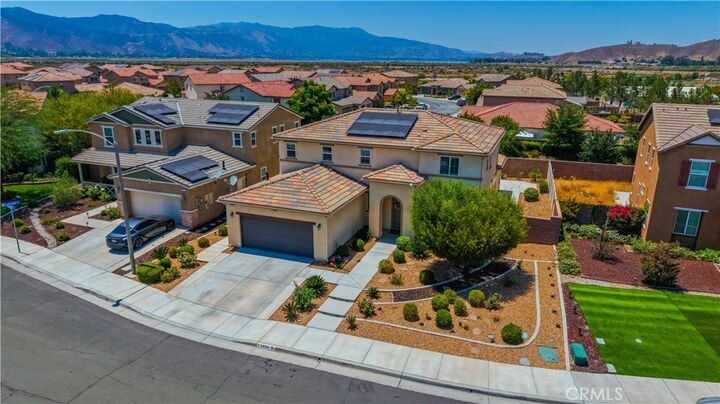 Property Photo:  29261 Southerness  CA 92530 