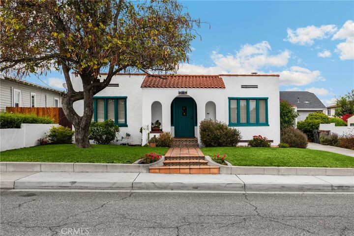 Property Photo:  205 E Elm Street  CA 92821 