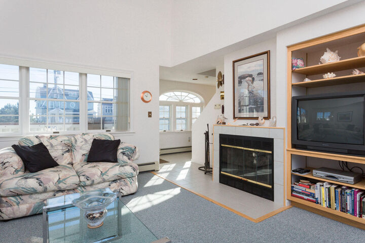 Property Photo: 116 Ocean Avenue ME 04090