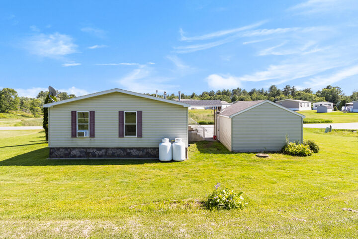 Property Photo: 9 Davis Brook Drive ME 04274