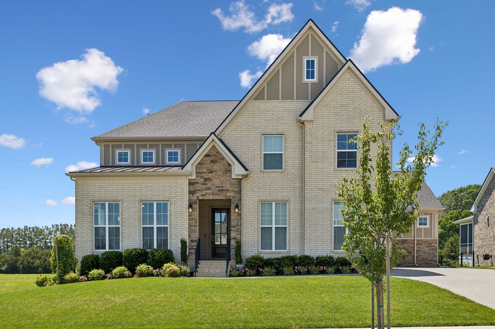 Property Photo:  5011 High Park Hill Dr  TN 37014 