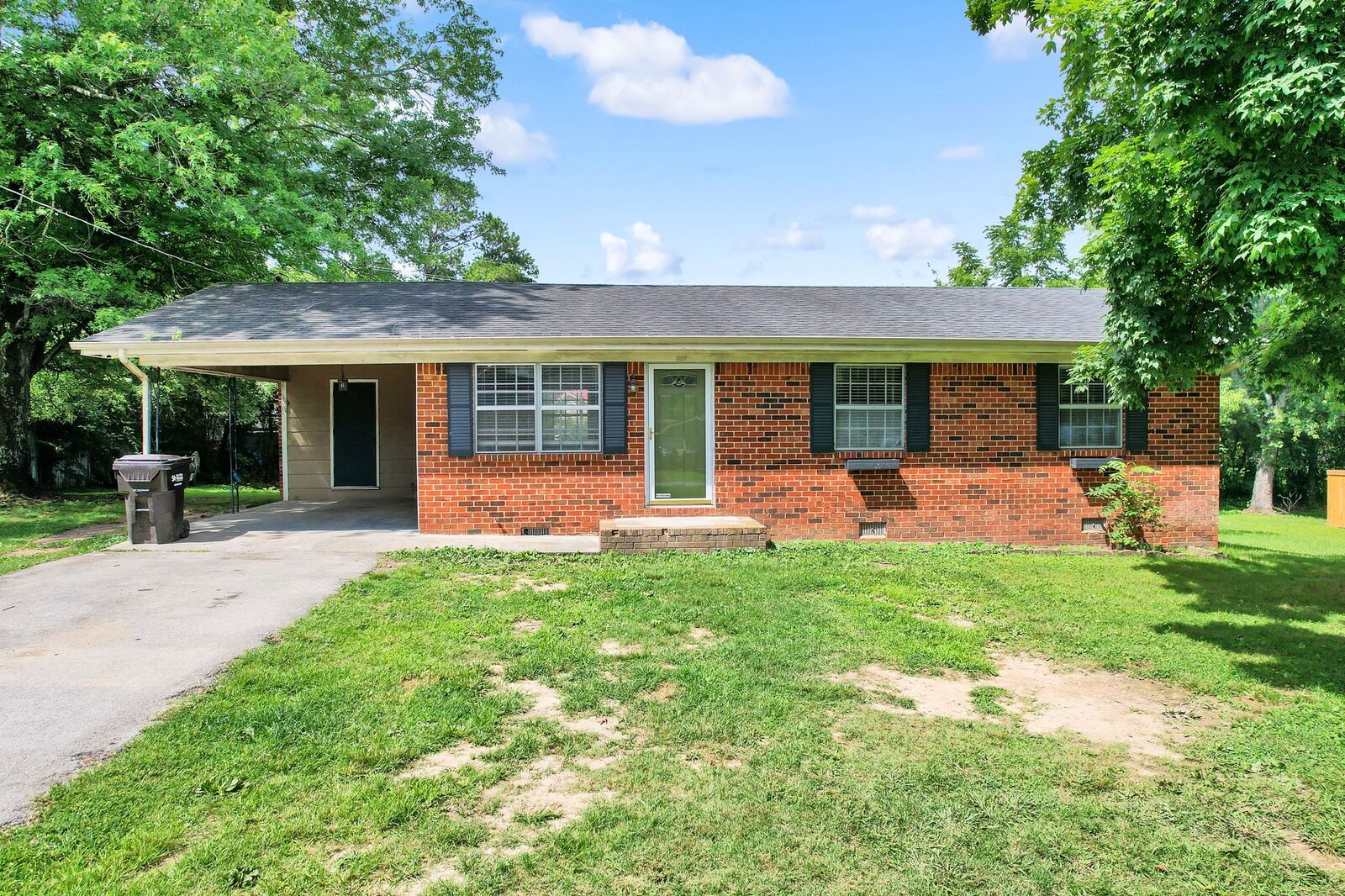 Property Photo:  1822 Greendale Dr NE  TN 37323 