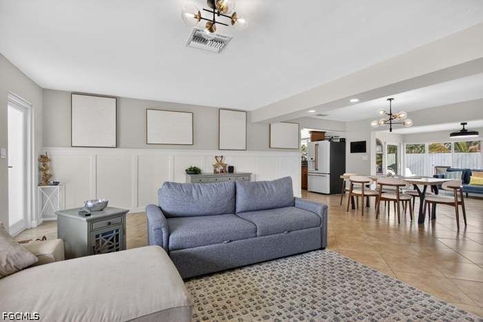Property Photo:  571 SE 14th  FL 33060 