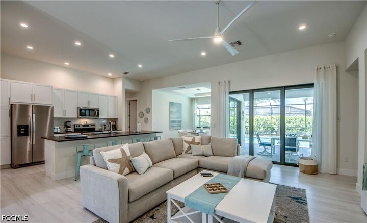 Property Photo:  4402 SW 18th Place  FL 33914 