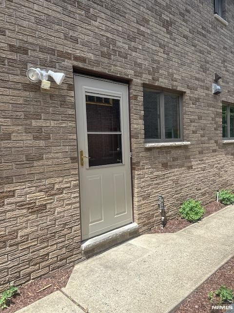 Property Photo:  201 Franklin Street 2  NJ 07407 