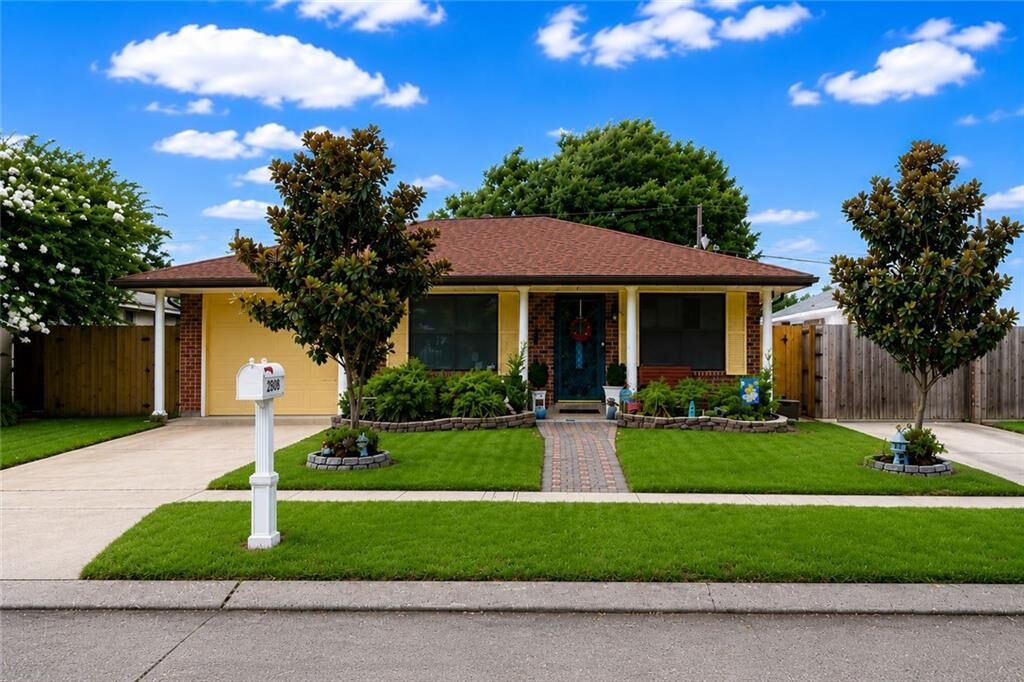 Property Photo:  2808 Neyrey Drive  LA 70002 
