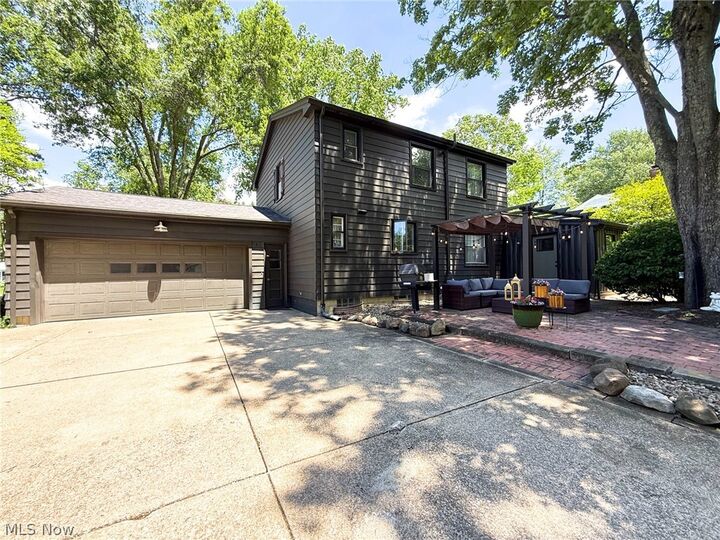 Property Photo: 2411 Ridgeview Lane OH 44514