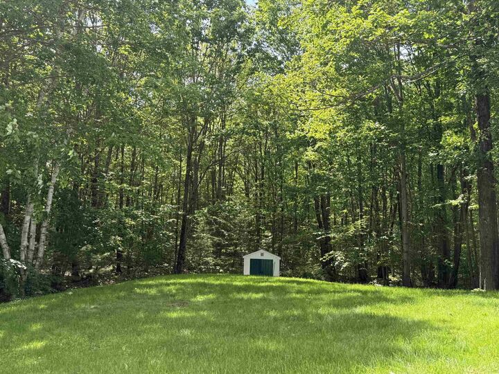 Property Photo:  14 Whittier Drive  NH 03304 