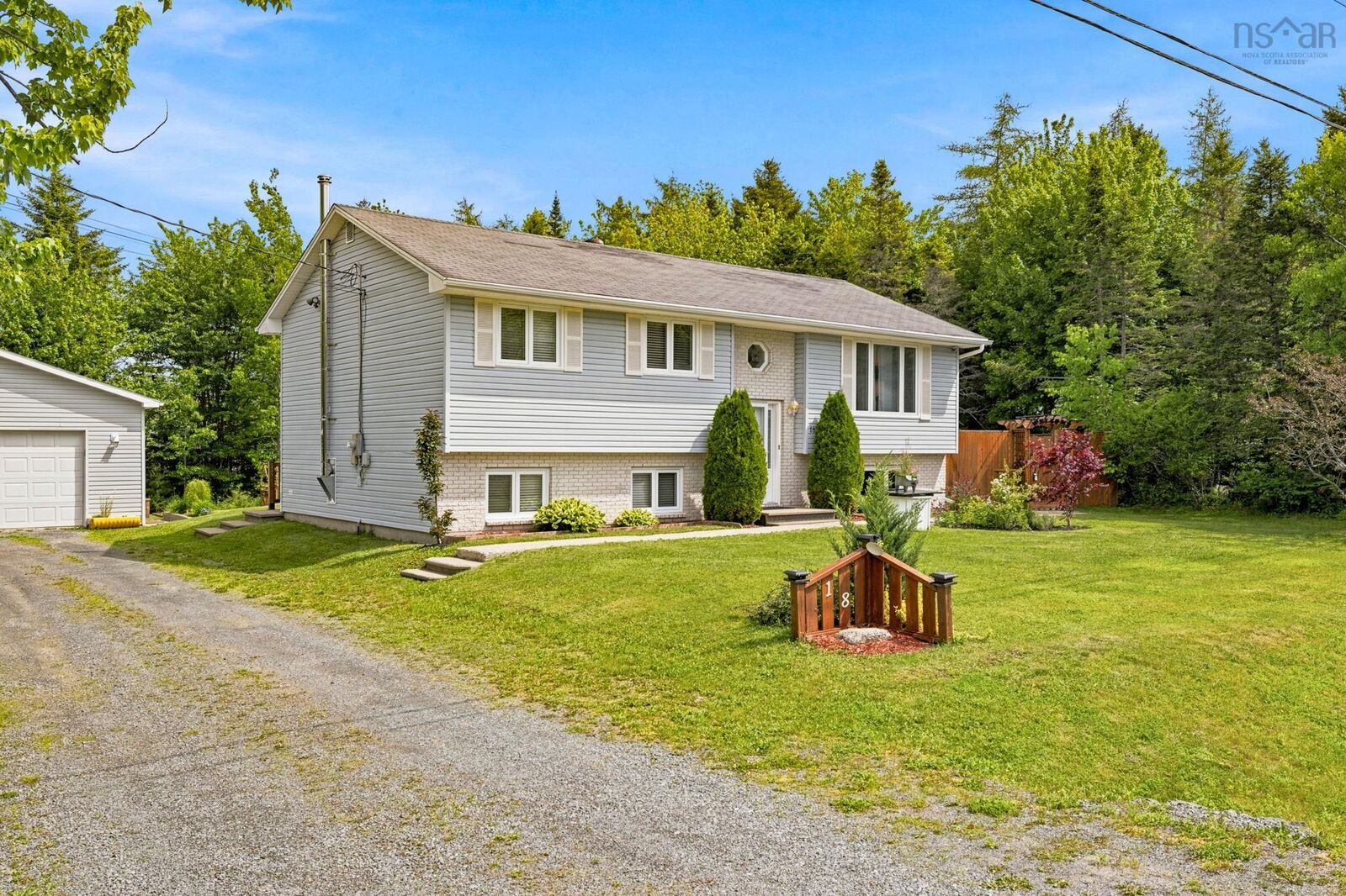 Photo de la propriété:  18 Heidelberg Lane  NS B3E 1J1 