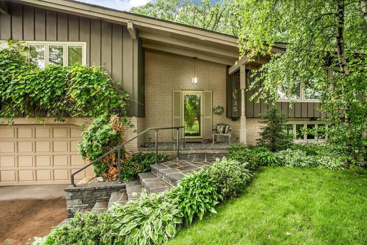 Property Photo:  3135 Blackheath Drive  MN 56301 