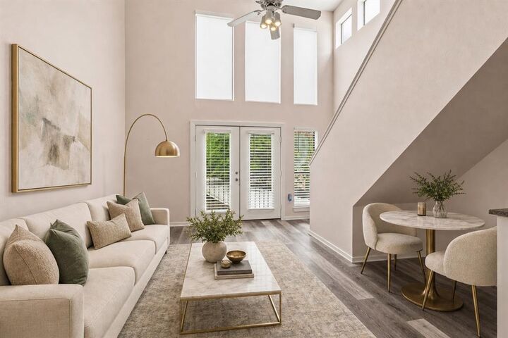 Property Photo: 5111 Manett Street 207 TX 75206