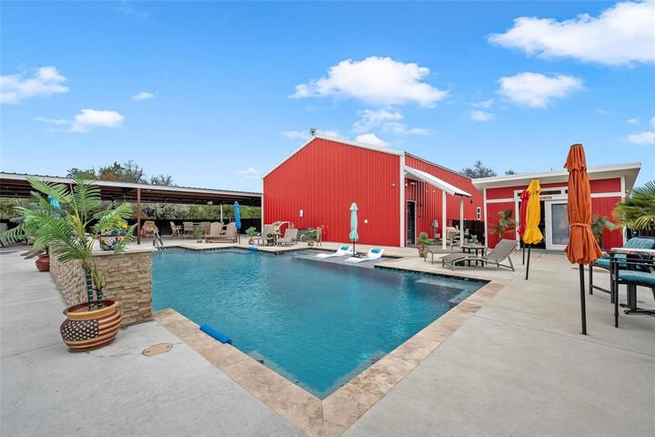 Property Photo: 291 Cr 4275 TX 76634