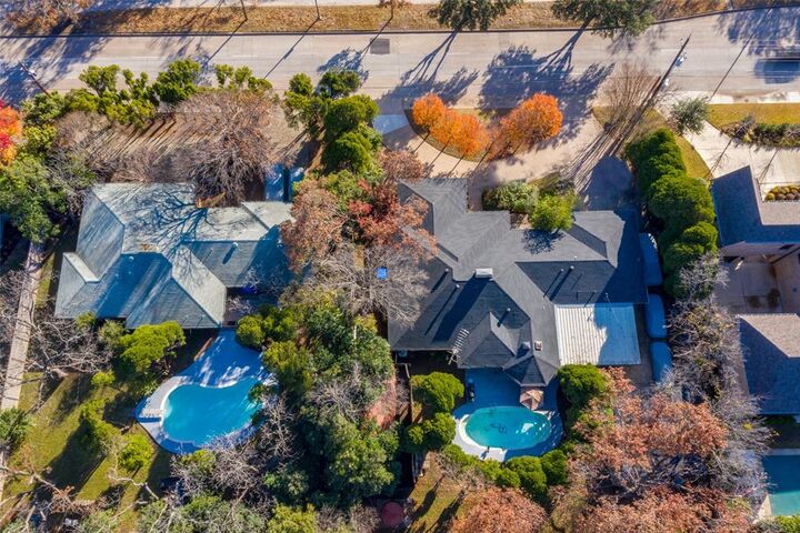 Property Photo:  4431 Walnut Hill Lane  TX 75229 