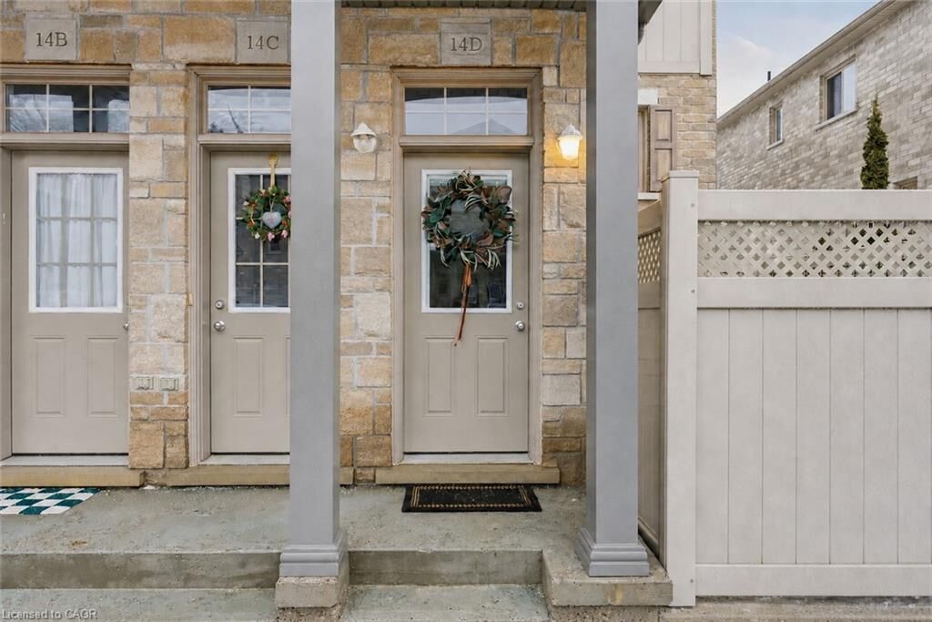 Property Photo:  931 Glasgow Street 14D  ON N2N 0B6 