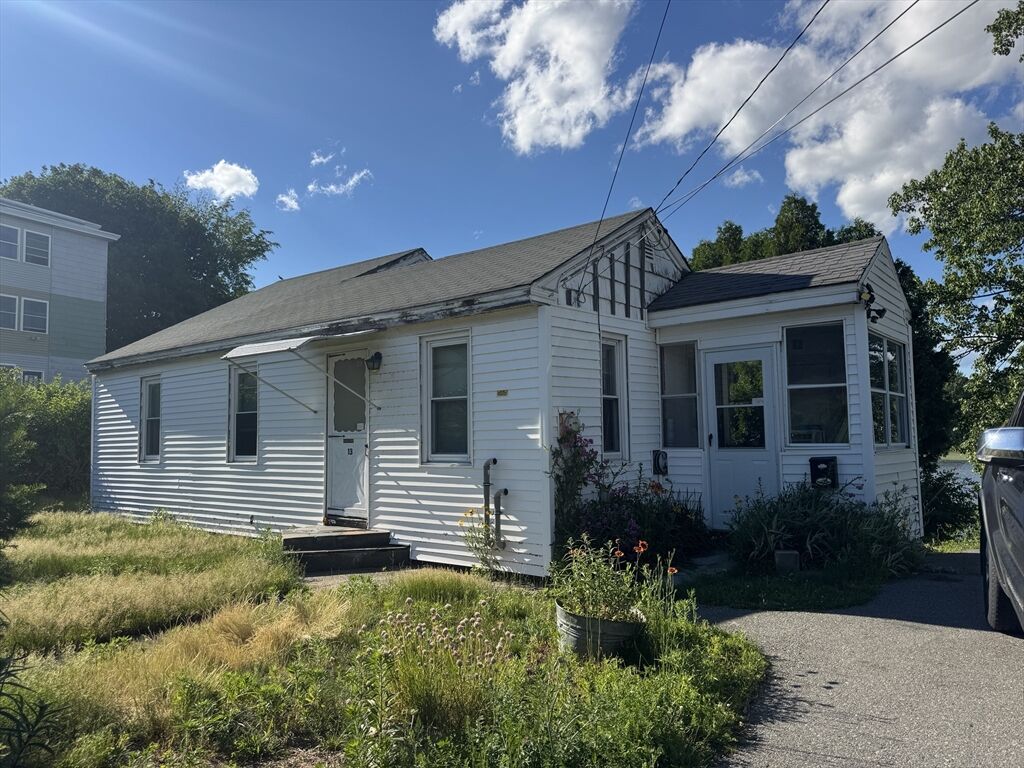 Property Photo: 13 Elm St MA 01453
