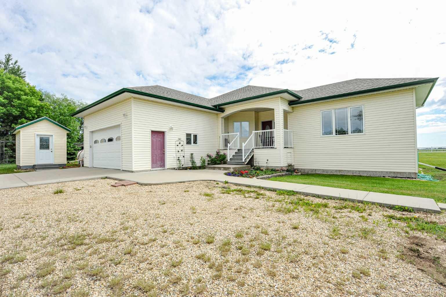 Property Photo: 46479 Range Road 183 AB T0B 3P0