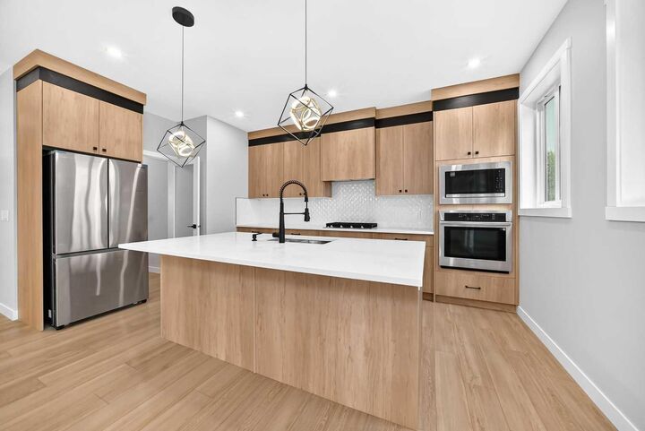 Property Photo: 14 Napoleon Meadows Way AB T4G 0N6