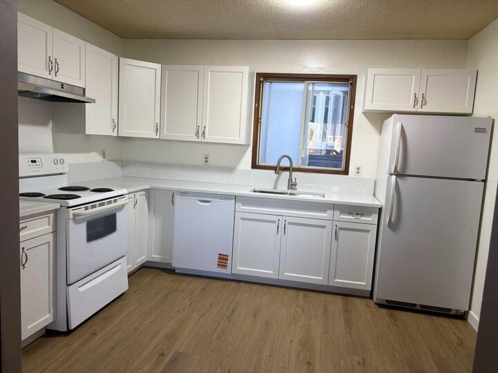 Property Photo: 250 Falmere Way NE AB T3J 2X6
