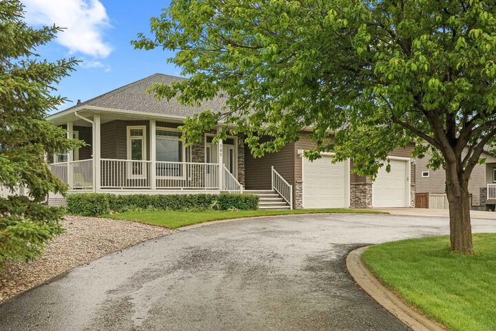 Property Photo: 305 S 200 W AB T0K 2S0