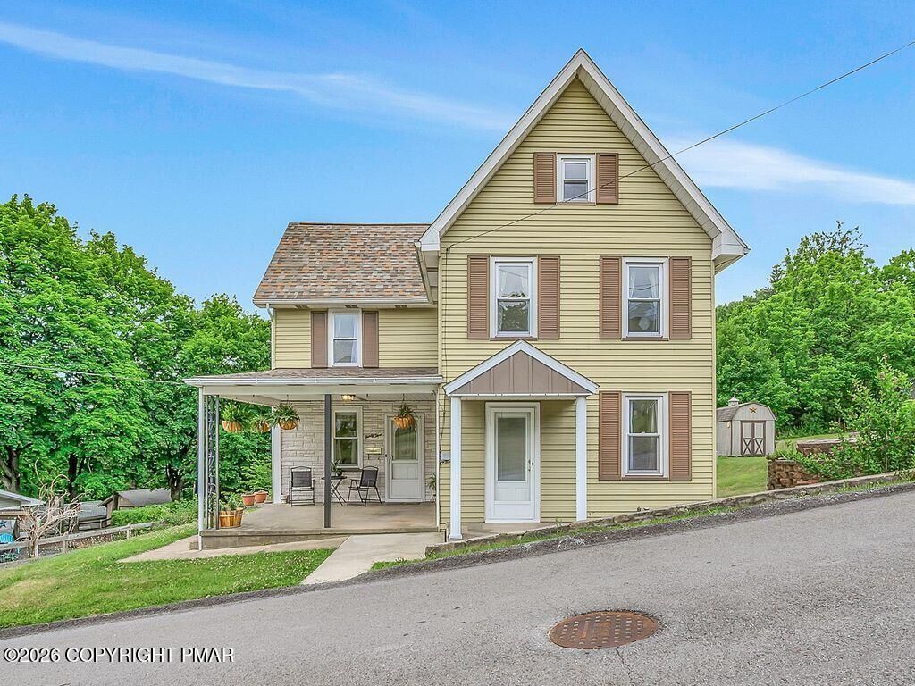 Property Photo:  33 Pine Street  PA 18235 