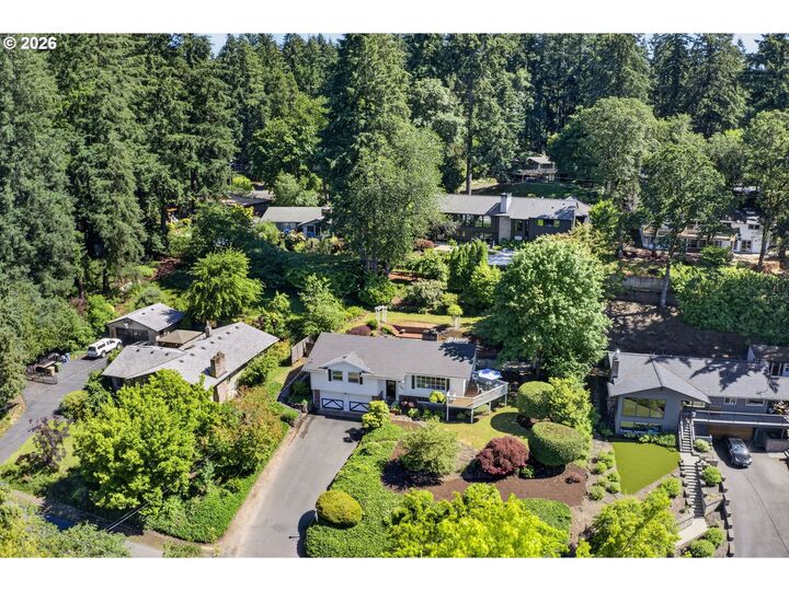 Property Photo: 2680 Greentree Rd OR 97034