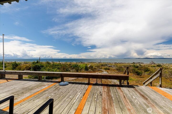 Property Photo:  4560  Rolling Dunes Lane  WA 98277 