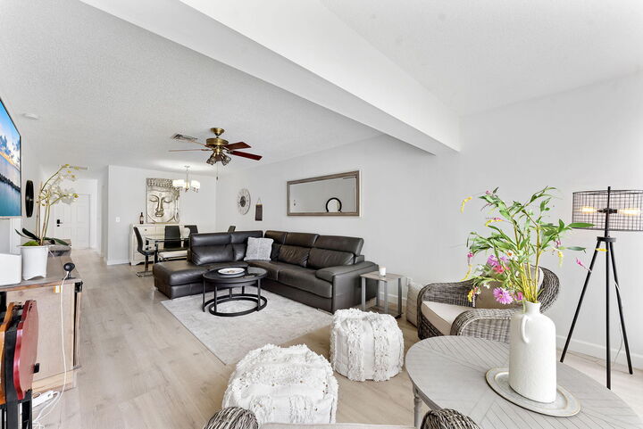 Property Photo:  1110 Boxwood Drive 202  FL 33445 