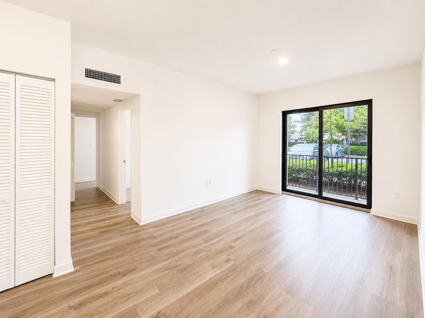 Property Photo: 4270 Lakewood Road 207 FL 33461