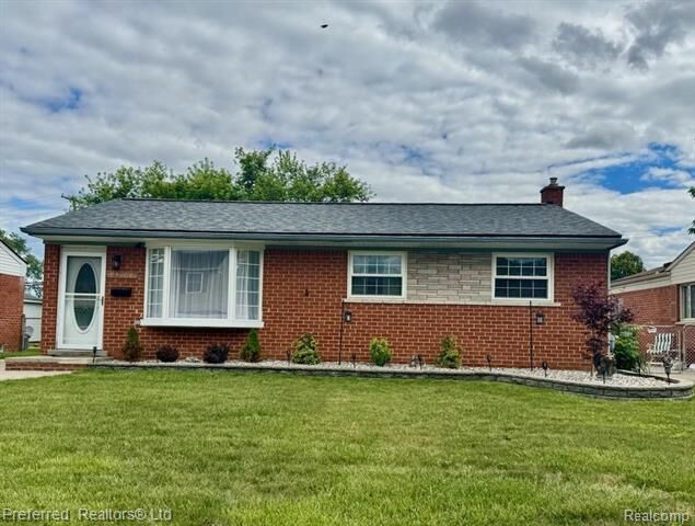 Property Photo:  29661 Brown Court  MI 48135 