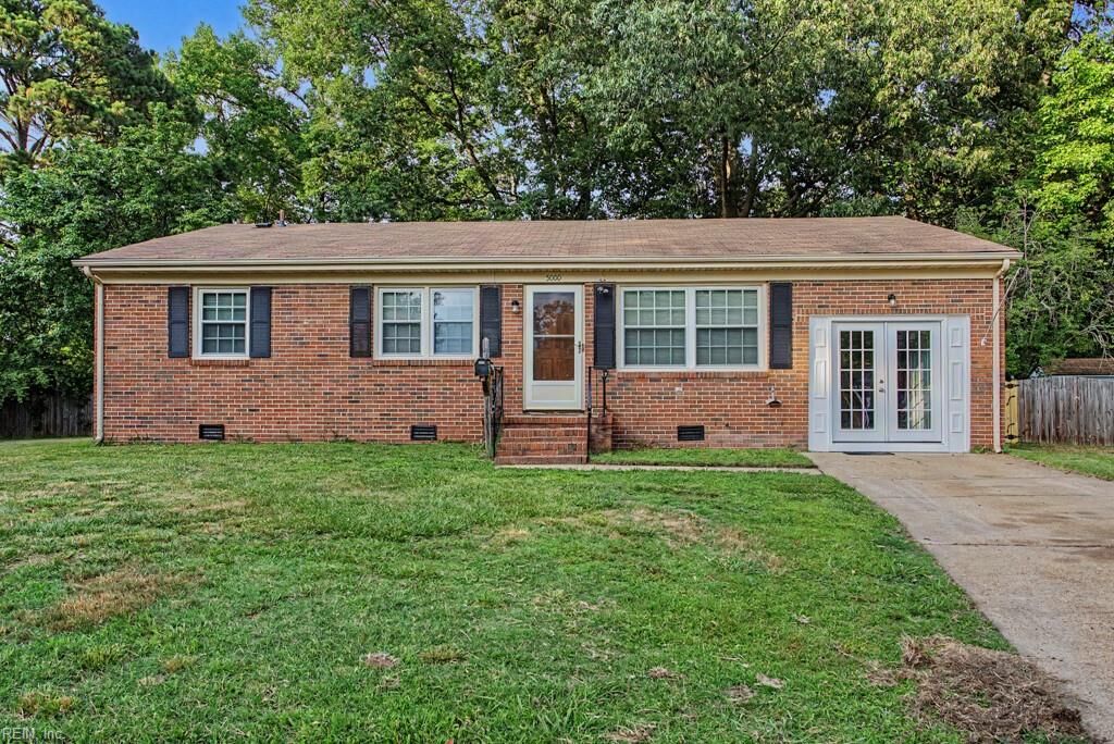 Property Photo:  5000 Hillsboro Ct  VA 23605 