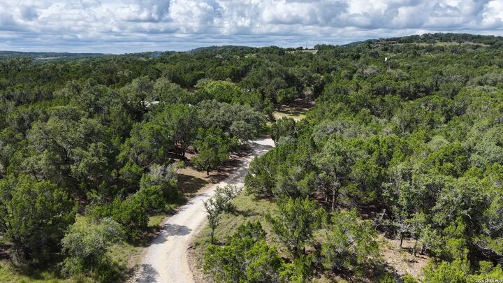Property Photo: 885 Heimer Lange Rd TX 78070