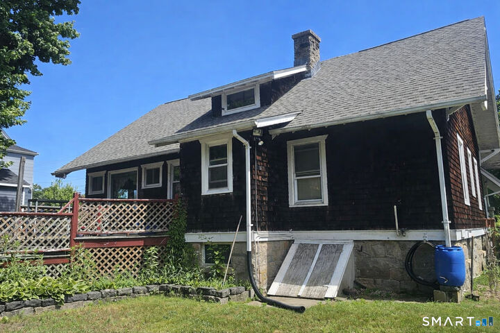 Property Photo:  15 Warren Street  CT 06320 