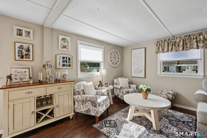 Property Photo:  25 Garden Drive  CT 06489 