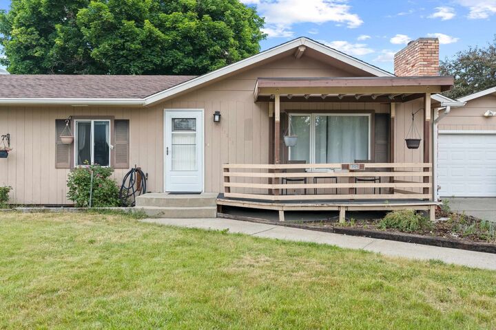 Property Photo:  13525 E 6th Ave  WA 99216 
