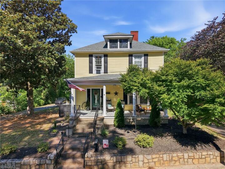 Property Photo:  511 Boone Road  NC 27288 