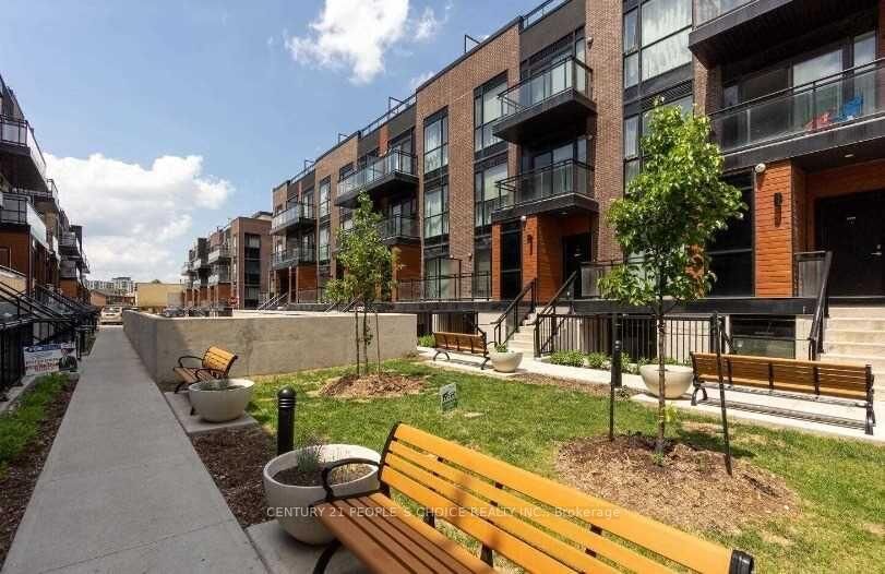 Property Photo: 5289 Highway 7 N/A D 702 ON L4L 0J1