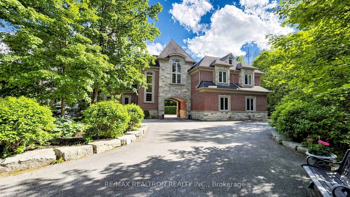 Property Photo:  29 Moraine Forest Trail  ON L4A 0T9 