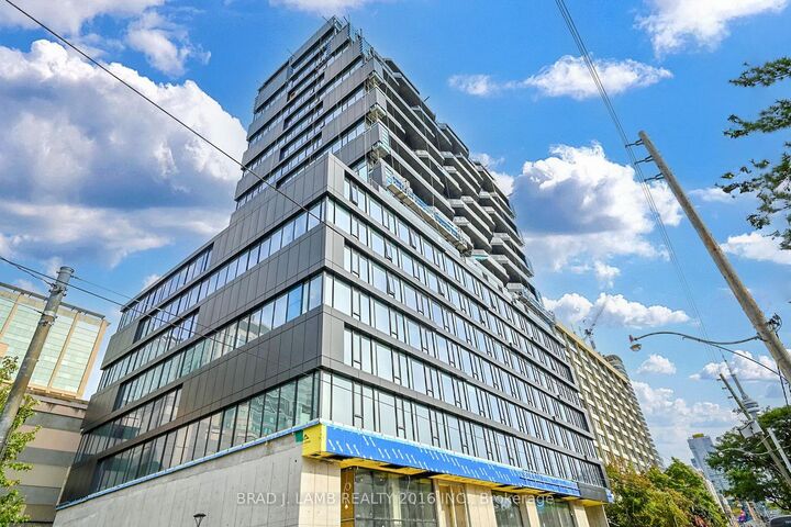 195 McCaul Street 302 — photo 1