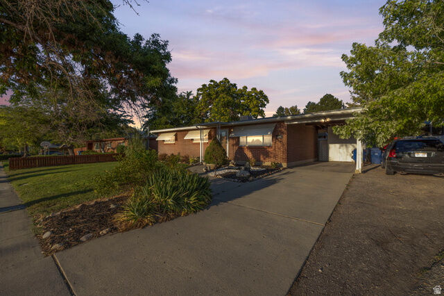 Property Photo: 366 N 175 E UT 84054